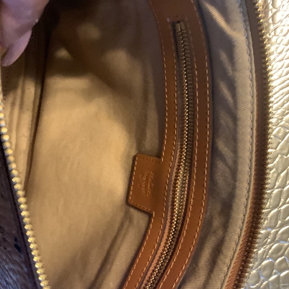 Mcm signature crossbody & slides 7w combo - Picture 4 of 5